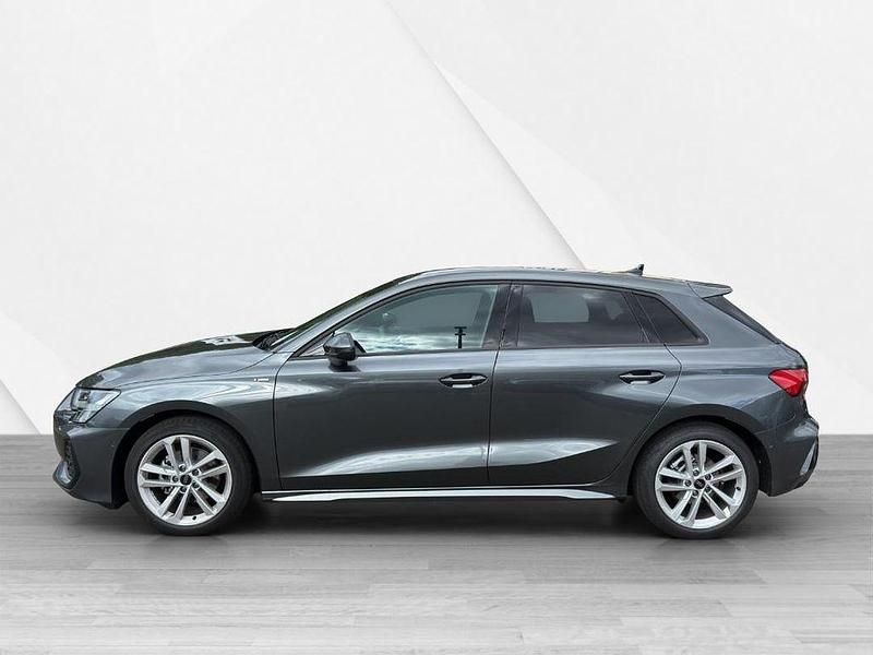 Gebraucht Audi A3 S-Line 116 PS (85 kW) 2025 Daytonagrau perleffekt Limousine