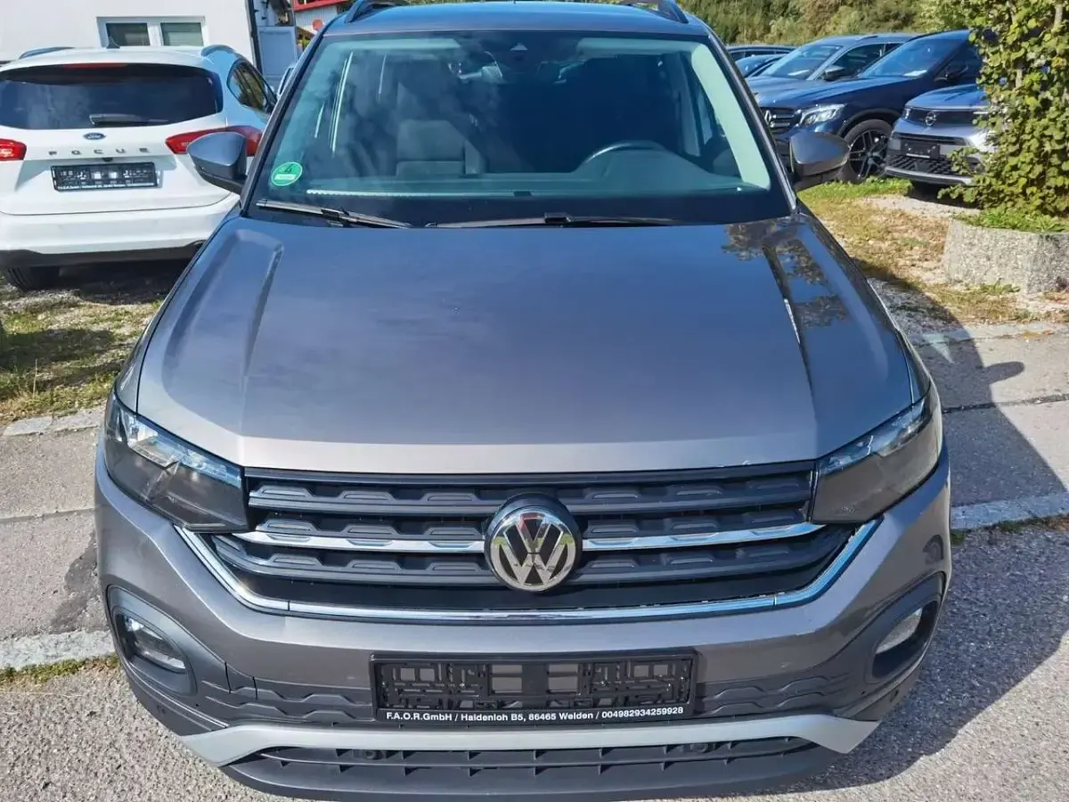 Gebraucht VW T-Cross Life 95 PS (69 kW) 2019 Grau SUV