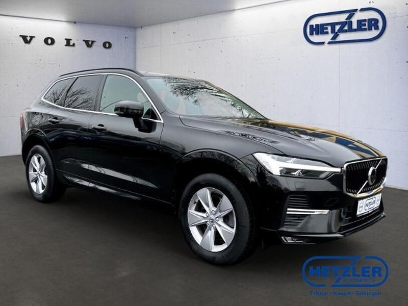 Gebraucht Volvo XC60 Core 197 PS (144 kW) 2022 Black stone, solid / solid SUV