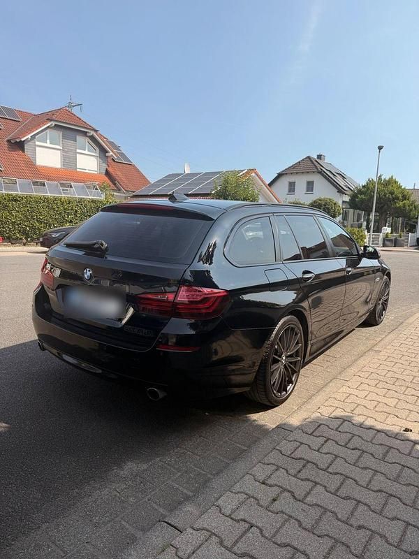 Gebraucht BMW 535 Luxury Line 313 PS (230 kW) 2014 Schwarz Kombi