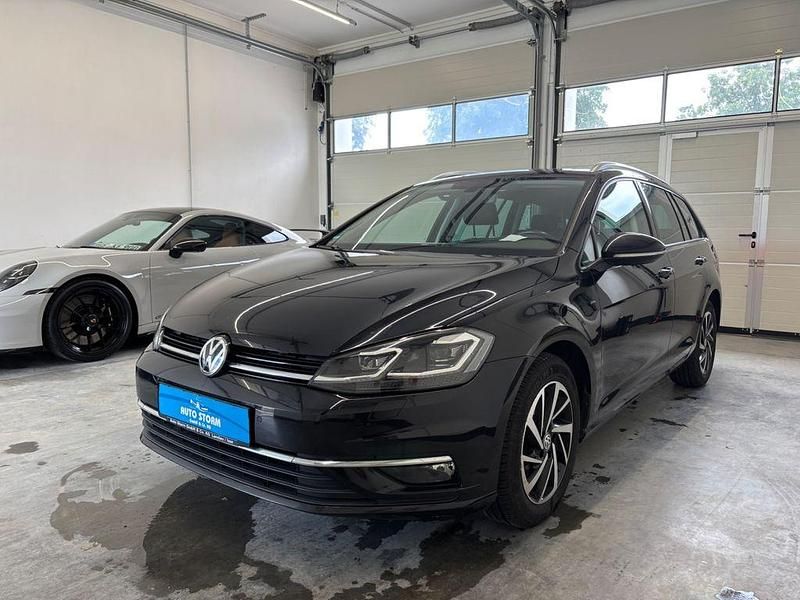 Deep black perleffekt Gebraucht 2019 VW Golf VII Kombi | 12.499 € (Guter Preis) - Bild 1/4