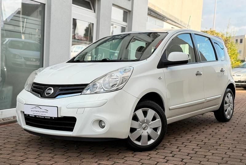 Weiß Gebraucht 2011 Nissan Note Acenta Van / Kleinbus | 2.500 € (Fairer Preis) - Bild 1/4