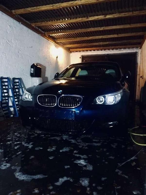 Gebraucht BMW M5 507 PS (372 kW) 2005 Blau Limousine