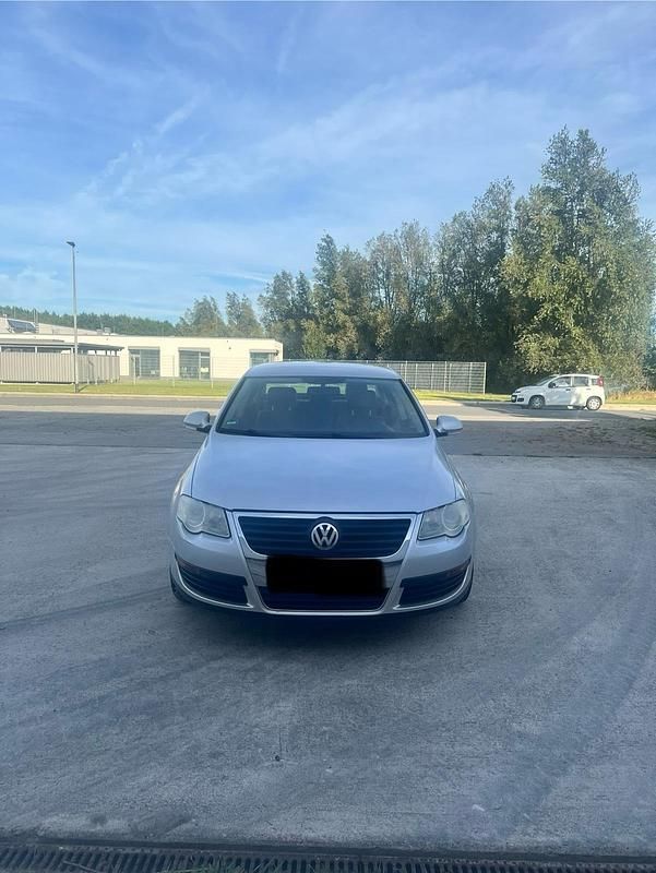 Gebraucht 2006 VW Passat Limousine | 5.000 € (Teuer) - Bild 1/4