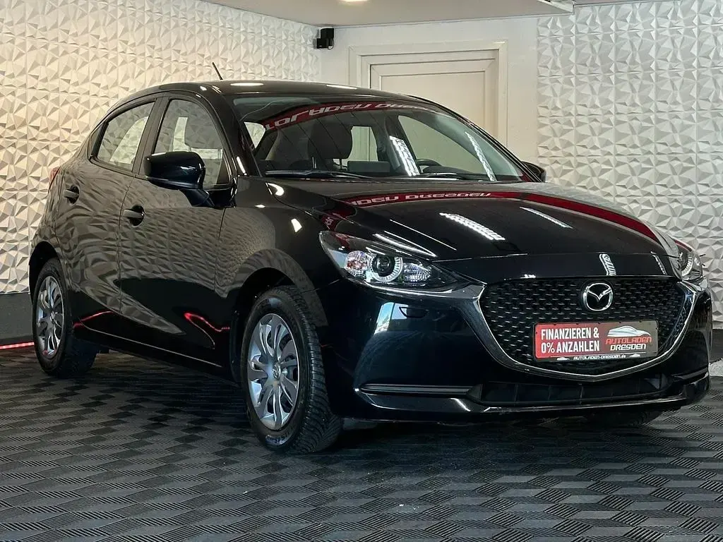 Gebraucht Mazda 2 Center-Line 75 PS (55 kW) 2023 Schwarz Kleinwagen