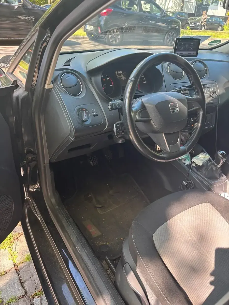 Gebraucht Seat Ibiza Style 90 PS (66 kW) 2014 Schwarz Kleinwagen