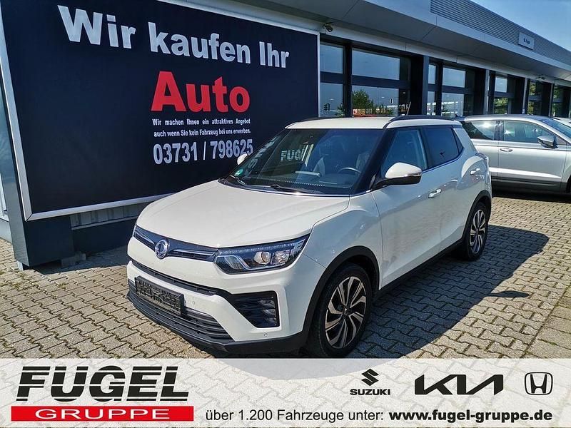 Weiß Gebraucht 2020 Ssangyong Tivoli SUV | 12.995 € (Fairer Preis) - Bild 1/4