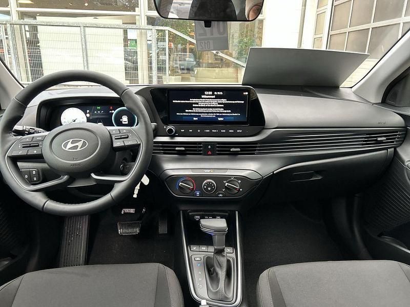 Gebraucht Hyundai i20 Trend 101 PS (74 kW) 2025 Blau Kleinwagen