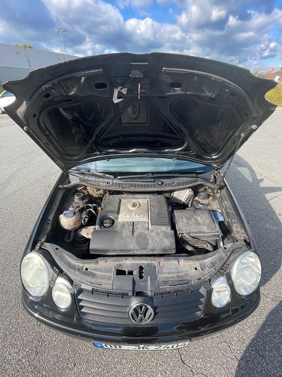 Gebraucht VW Polo Basis 64 PS (47 kW) 2004 Schwarz Limousine
