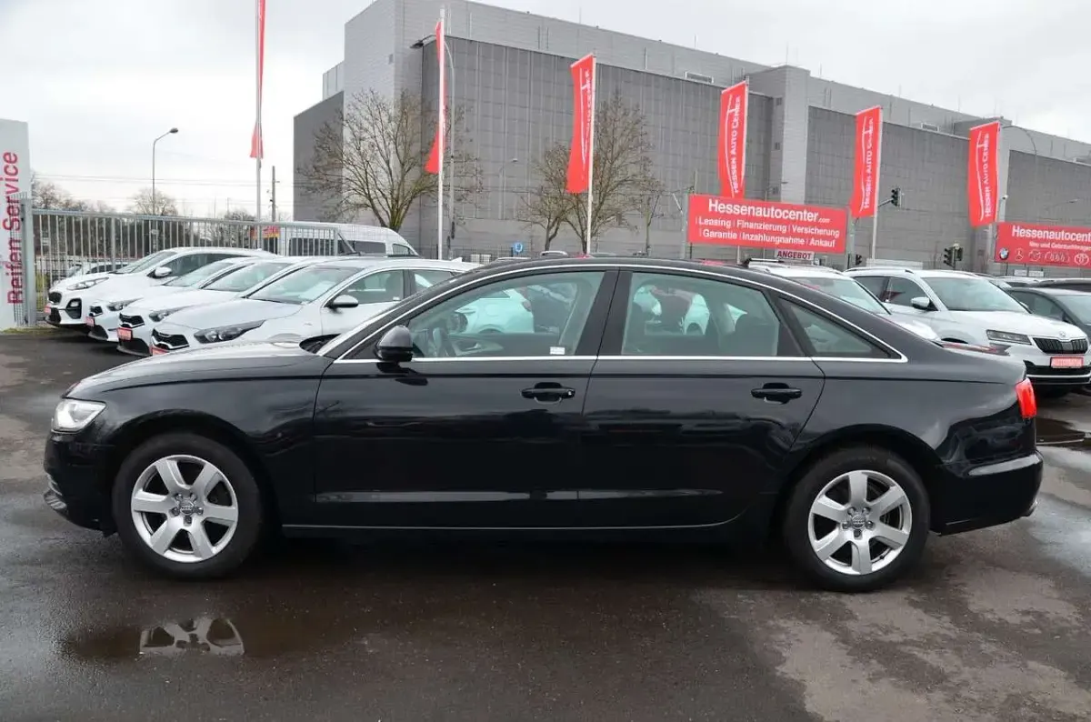 Gebraucht Audi A6 Ambiente 204 PS (150 kW) 2014 Schwarz Limousine