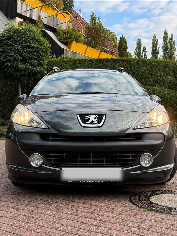Grau Gebraucht 2009 Peugeot 207 Premium Kombi | 3.690 € (Fairer Preis) - Bild 1/4