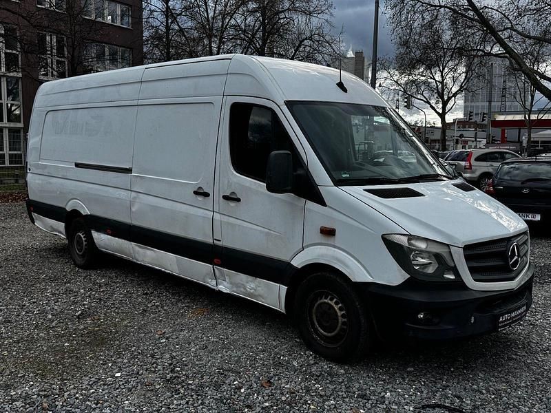 Używany Mercedes Sprinter 163 KM (119 kW) 2018 Biały Van