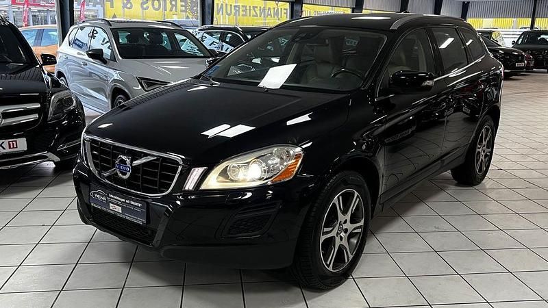 Gebraucht Volvo XC60 Summum 163 PS (119 kW) 2012 Schwarz SUV