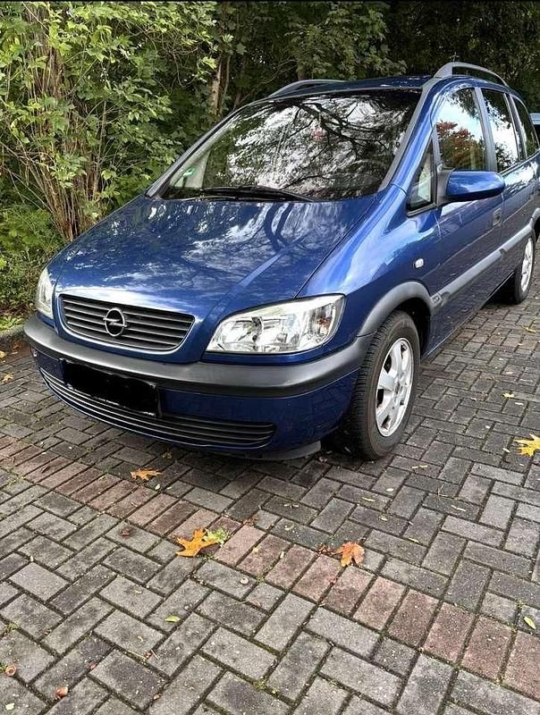 Gebraucht Opel Zafira Selection 147 PS (108 kW) 2002 Blau Van / Kleinbus