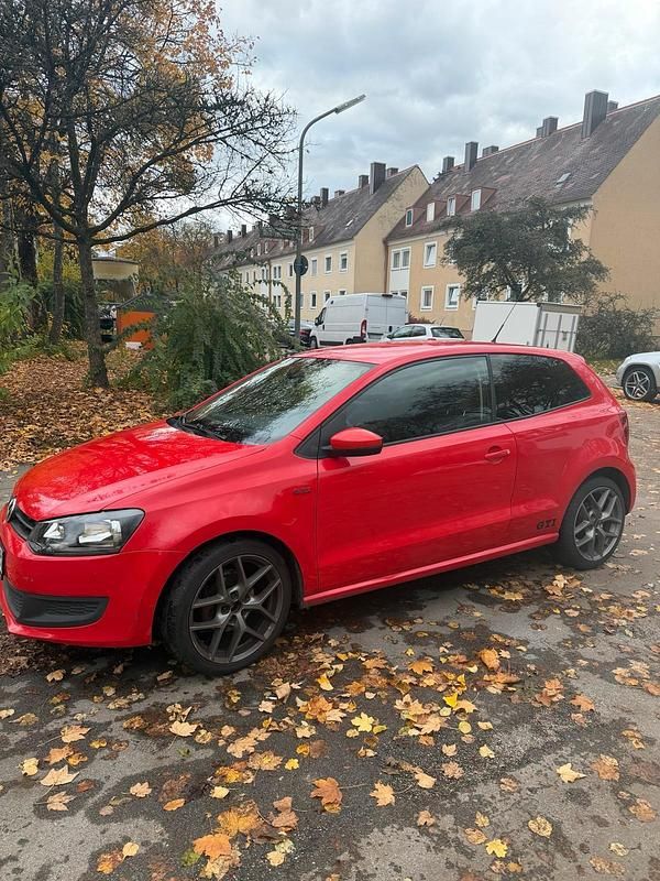 Rot Gebraucht 2010 VW Polo Kleinwagen | 1.999 € (Superpreis) - Bild 1/4