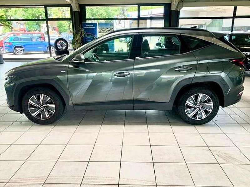 Gebraucht Hyundai Tucson Select 179 PS (131 kW) 2022 Grau SUV