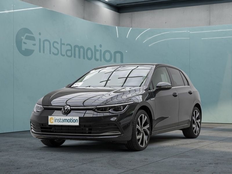 Grau Gebraucht 2024 VW Golf VIII Style Limousine | 30.630 € (Fairer Preis) - Bild 1/4