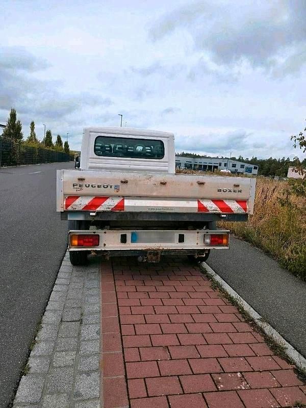 Gebraucht Peugeot Boxer 120 PS (88 kW) 2009 Weiß Van