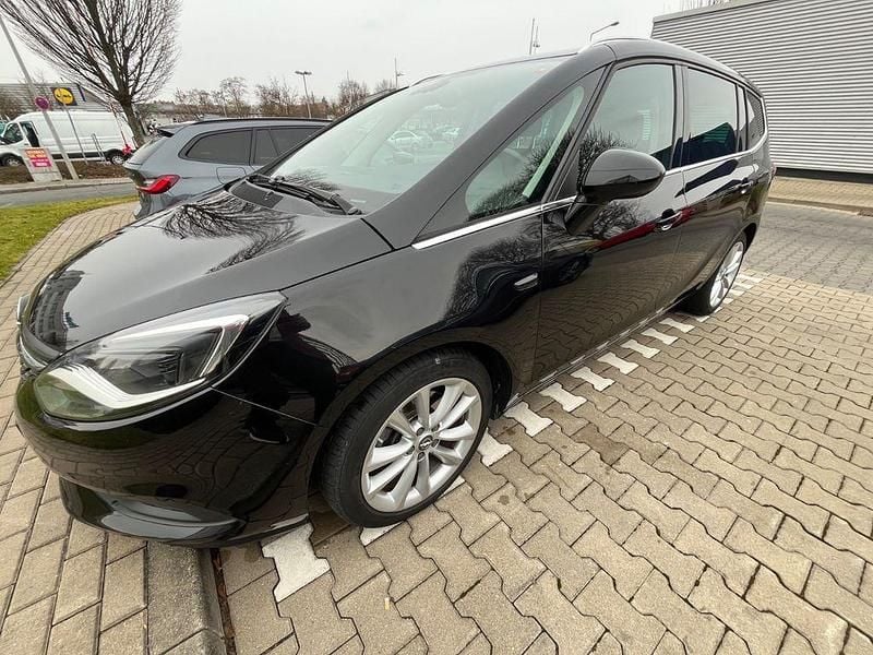 Gebraucht Opel Zafira 170 PS (125 kW) 2016 Schwarz Van / Kleinbus