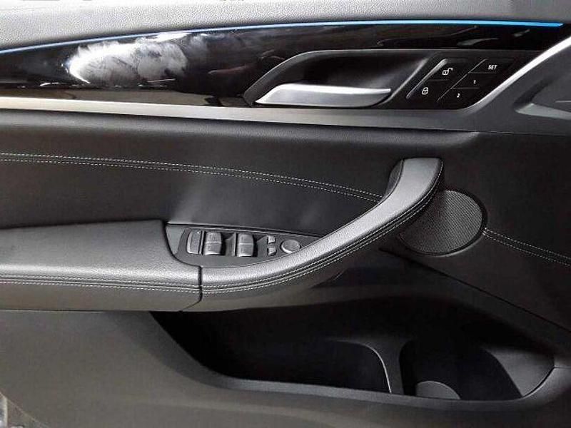 Gebraucht BMW iX3 Impressive 210 kW (286 PS) 2021 M carbonschwarz metallic SUV