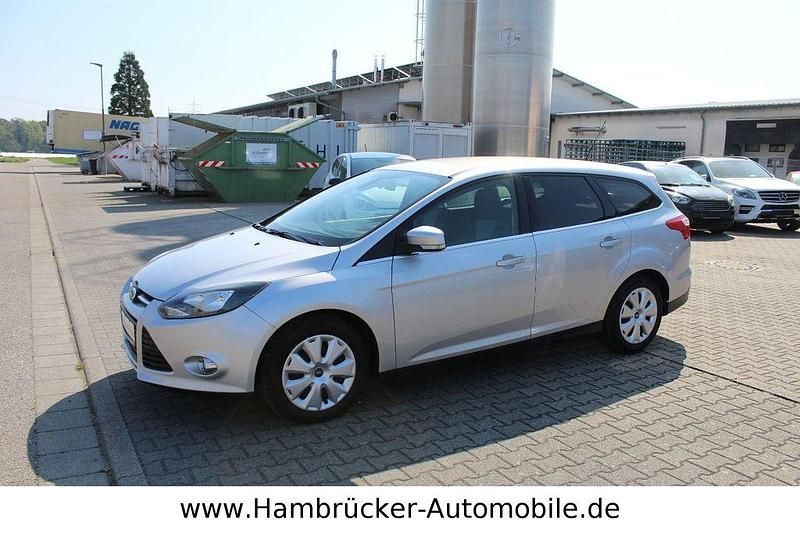 Gebraucht Ford Focus Champions Edition 150 PS (110 kW) 2012 Grau Limousine