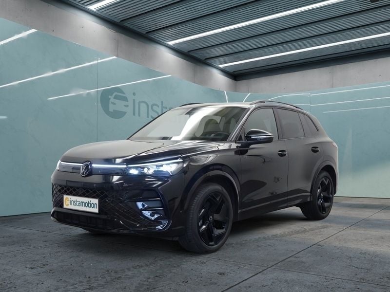 Schwarz Gebraucht 2024 VW Tiguan Pro SUV | 47.999 € - Bild 1/4