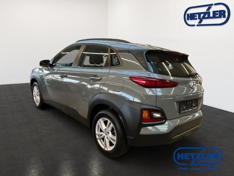 Gebraucht Hyundai Kona Trend 120 PS (88 kW) 2019 Grau SUV