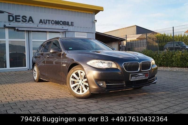 Grau Gebraucht 2012 BMW 525 Sport Line Kombi | 8.990 € (Guter Preis) - Bild 1/4