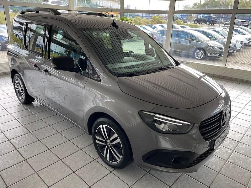 Gebraucht Mercedes Citan 113 131 PS (96 kW) 2022 Grau Kombi