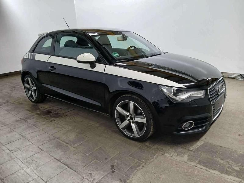 Gebraucht Audi A1 Ambition 105 PS (77 kW) 2012 Brillantschwarz Kleinwagen