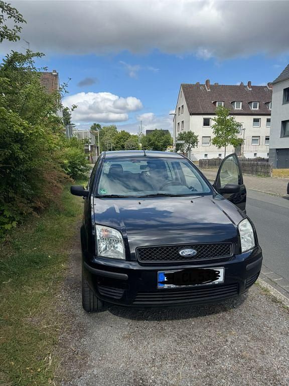 Schwarz Gebraucht 2004 Ford Fusion Limousine | 2.900 € (Fairer Preis) - Bild 1/4