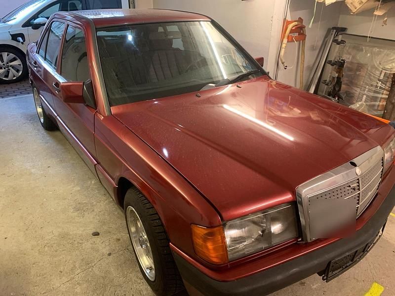 Gebraucht Mercedes 190 1990 Rot Limousine