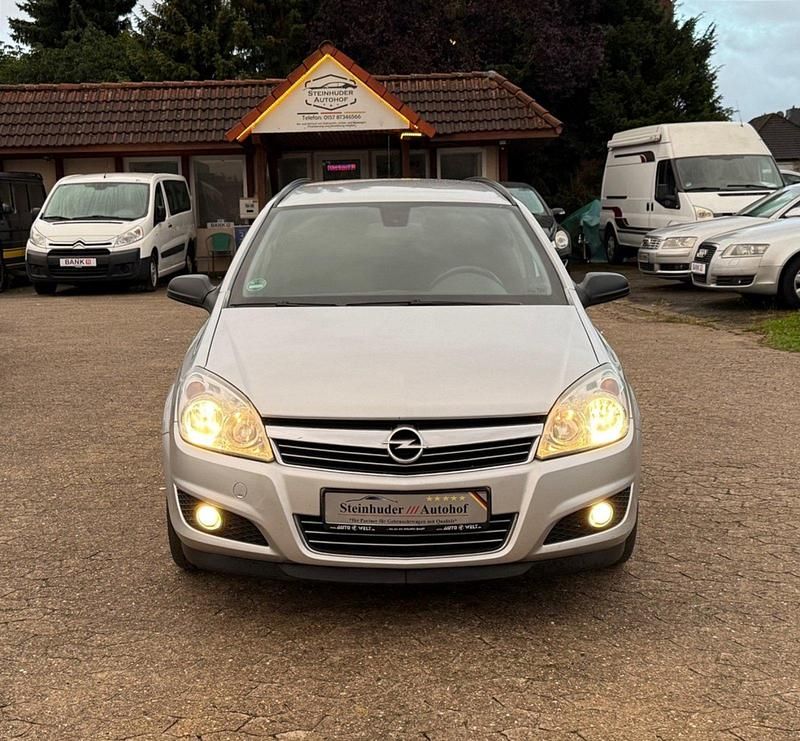 Gebraucht Opel Astra 120 PS (88 kW) 2008 Silber Kombi