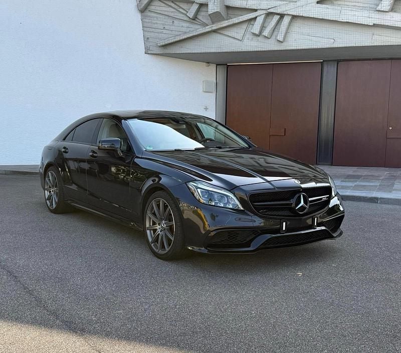 Schwarz Gebraucht 2015 Mercedes CLS63 AMG AMG Coupé | 51.900 € (Superpreis) - Bild 1/4
