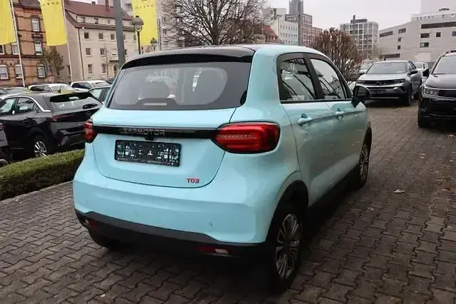 Brugt Leapmotor T03 69 kW (95 HK) 2025 Blå Hatchback