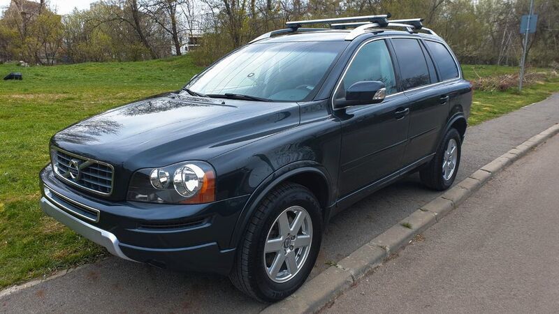 Grau Gebraucht 2013 Volvo XC90 Kinetic SUV | 12.600 € (Fairer Preis) - Bild 1/4
