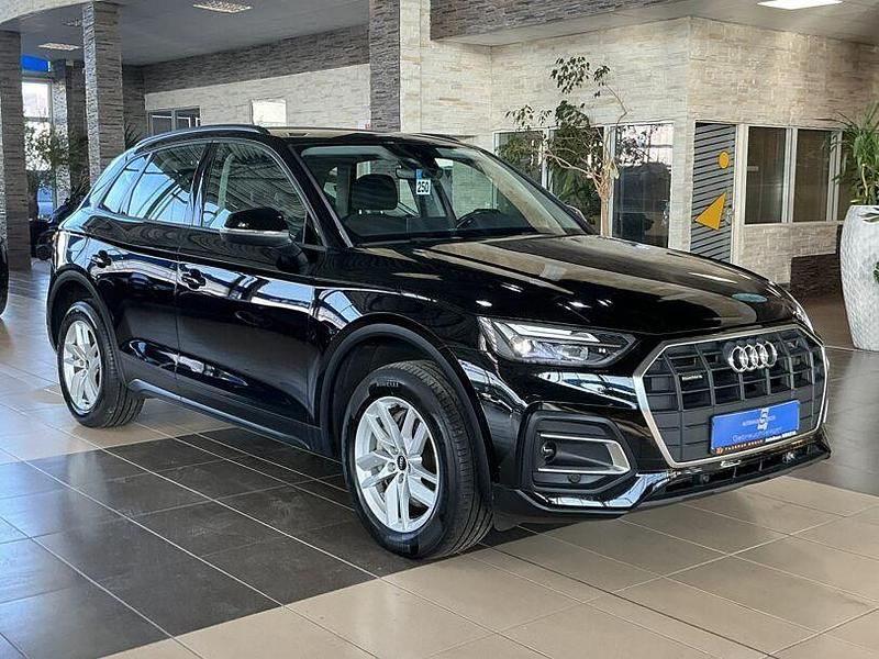 Second-hand Audi Q5 Comfort 143 CP (105 kW) 2021 Negru SUV