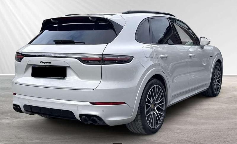 Gebraucht Porsche Cayenne Platinum Edition 462 PS (339 kW) 2022 Kreide SUV