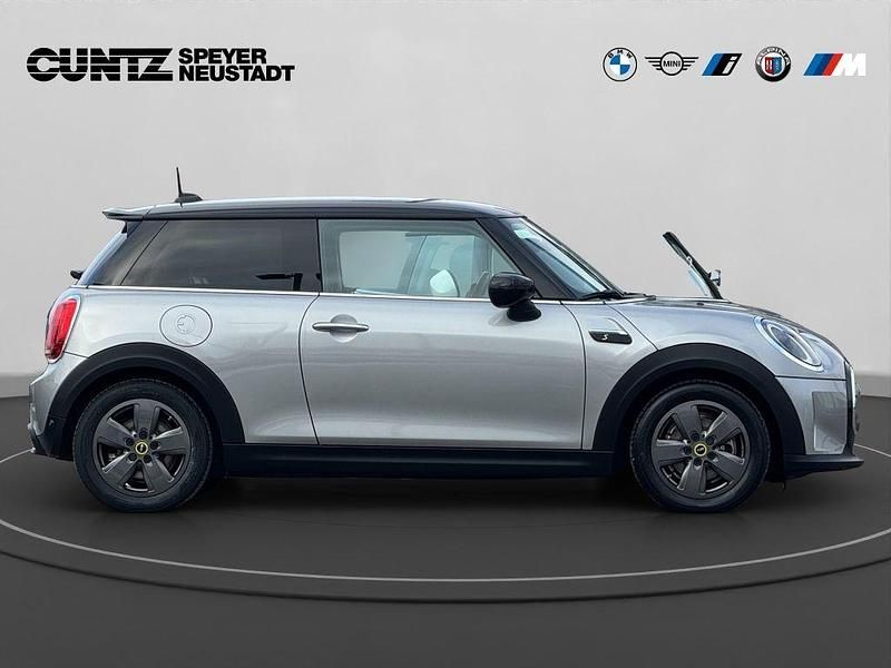 Gebraucht Mini Cooper SE Essential 135 kW (184 PS) 2022 Silber Kleinwagen