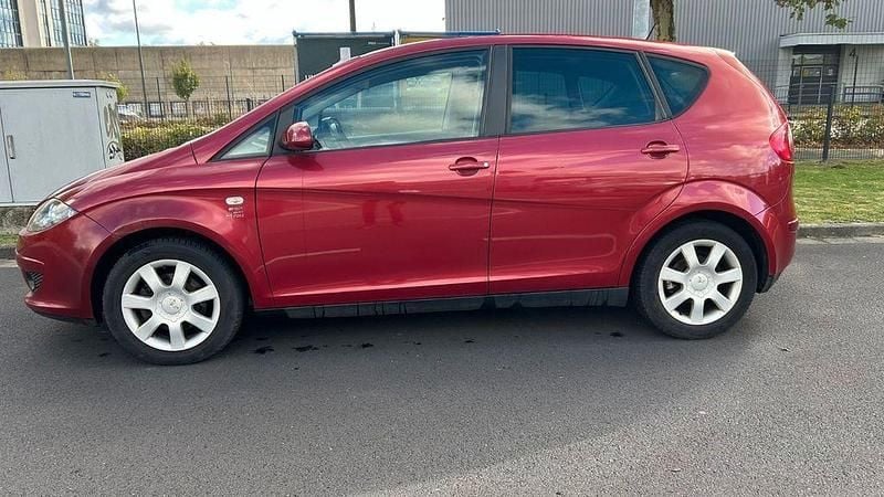 Gebraucht Seat Altea Reference 102 PS (75 kW) 2005 Rot Van / Kleinbus