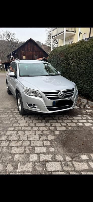 Grau Gebraucht 2010 VW Tiguan SUV | 5.000 € (Superpreis) - Bild 1/4