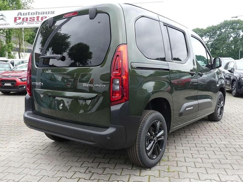 Gebraucht Citroën Berlingo 131 PS (96 kW) 2025 Grün Van / Kleinbus