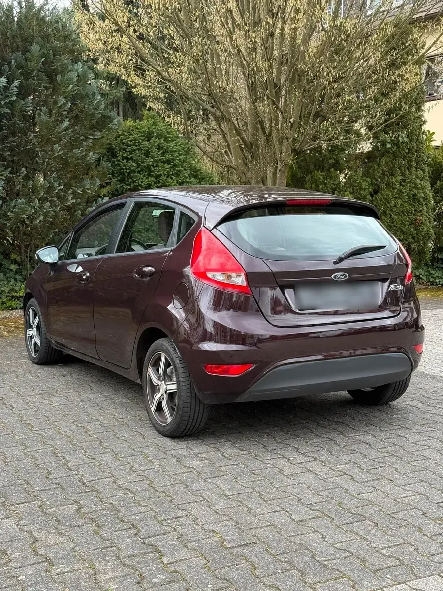 Gebraucht Ford Fiesta 2009 Violet Kleinwagen