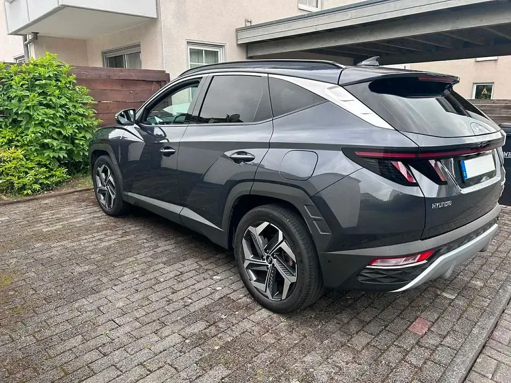 Gebraucht Hyundai Tucson 169 PS (124 kW) 2022 Blau SUV