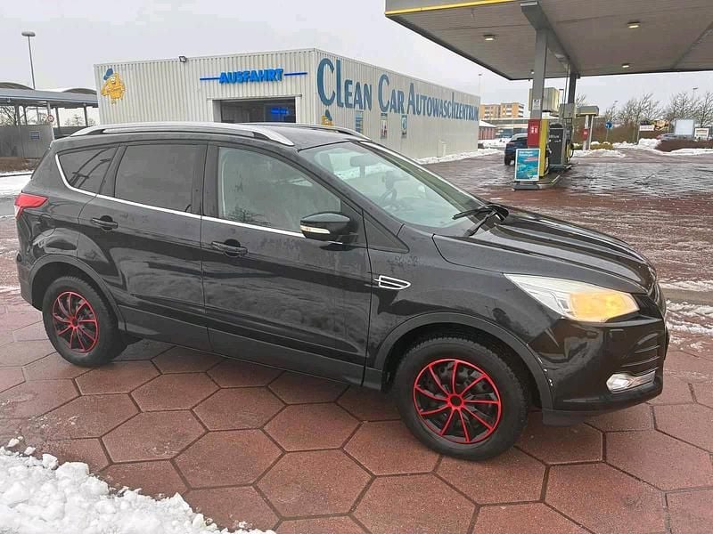 Gebraucht Ford Kuga Titanium 103 PS (75 kW) 2013 Schwarz SUV