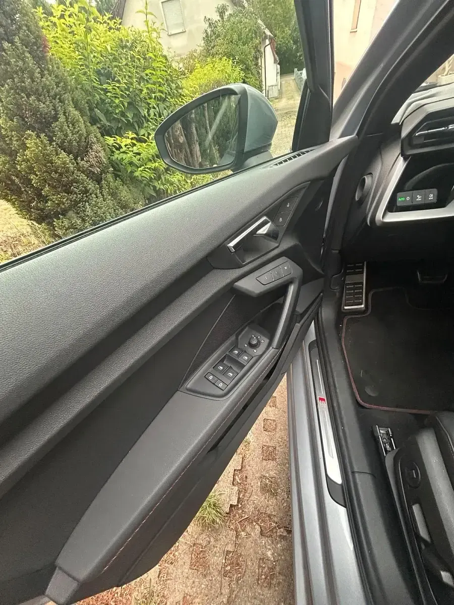 Gebraucht Audi A3 e-tron S-Line 204 PS (150 kW) 2022 Blau Kleinwagen