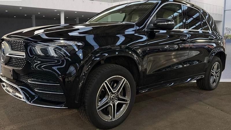 Schwarz Gebraucht 2022 Mercedes GLE350 AMG line SUV | 44.850 € (Superpreis) - Bild 1/4