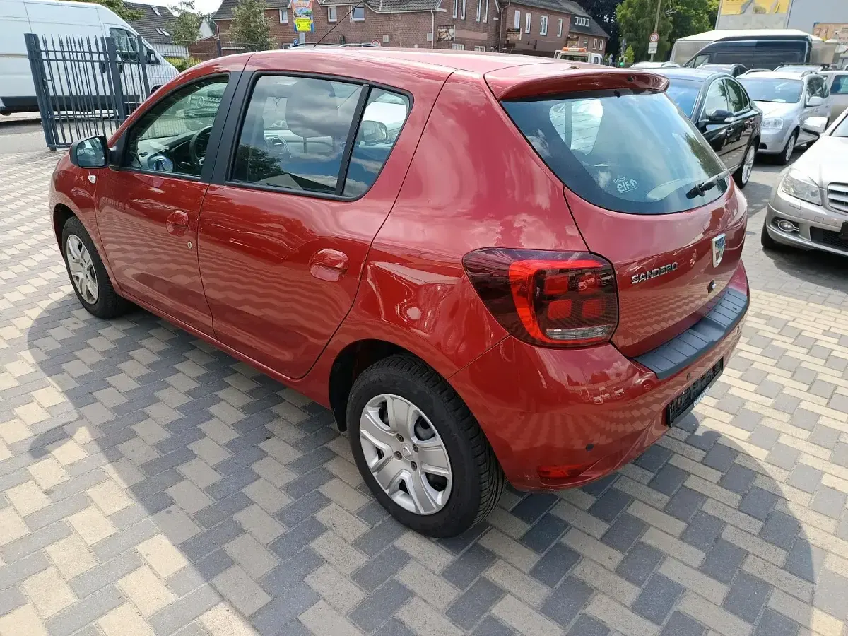 Gebraucht Dacia Sandero 90 PS (66 kW) 2019 Rot Kleinwagen
