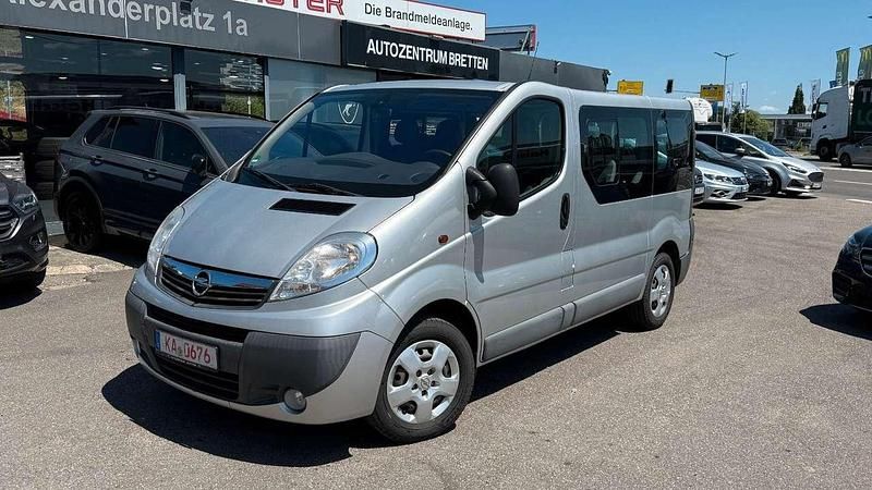 Silber Gebraucht 2013 Opel Vivaro Van | 18.900 € (Teuer) - Bild 1/3