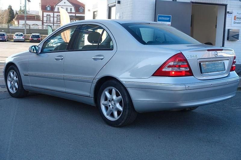 Gebraucht Mercedes C240 Elegance 170 PS (125 kW) 2000 Silber Limousine
